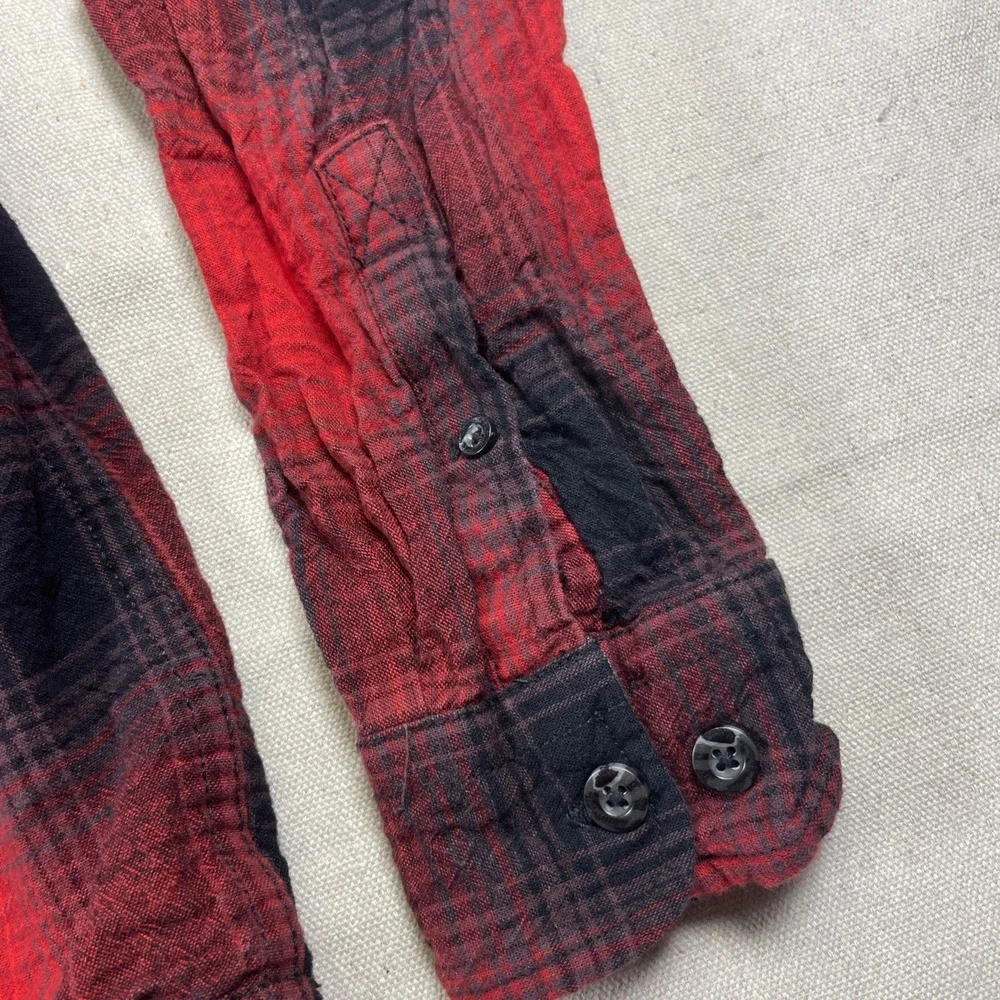 Woolrich Plaid 100% Cotton Men's Medium Shirt Red Black Button Down‎